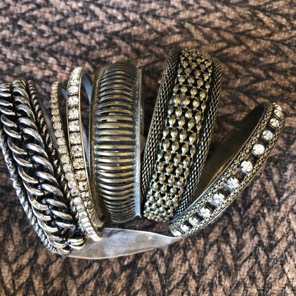 Cache 6 Lot Bundle Bronze tone Bangle bracelets multi size and embellished NWT - Picture 3 of 9